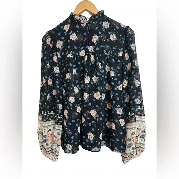Maison d’ Amelie Semi Sheer Boho Floral Blouse Size L - Picture 3 of 7